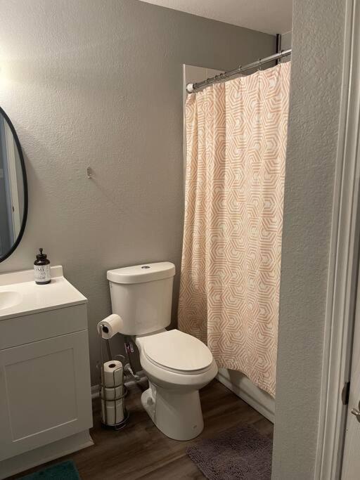The Irene - 2 Bedroom Apt In Quilt Town, Usa Hamilton Exterior foto